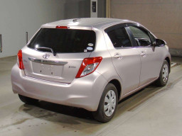 2011 Toyota Vitz