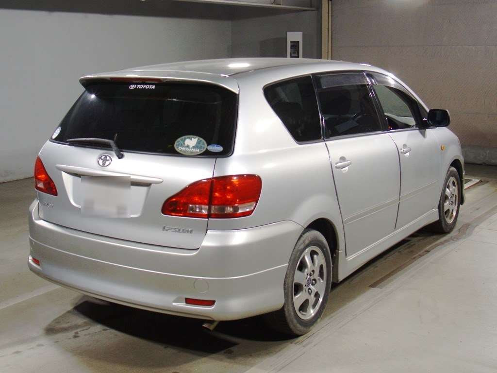 2003 Toyota Ipsum ACM21W[1]