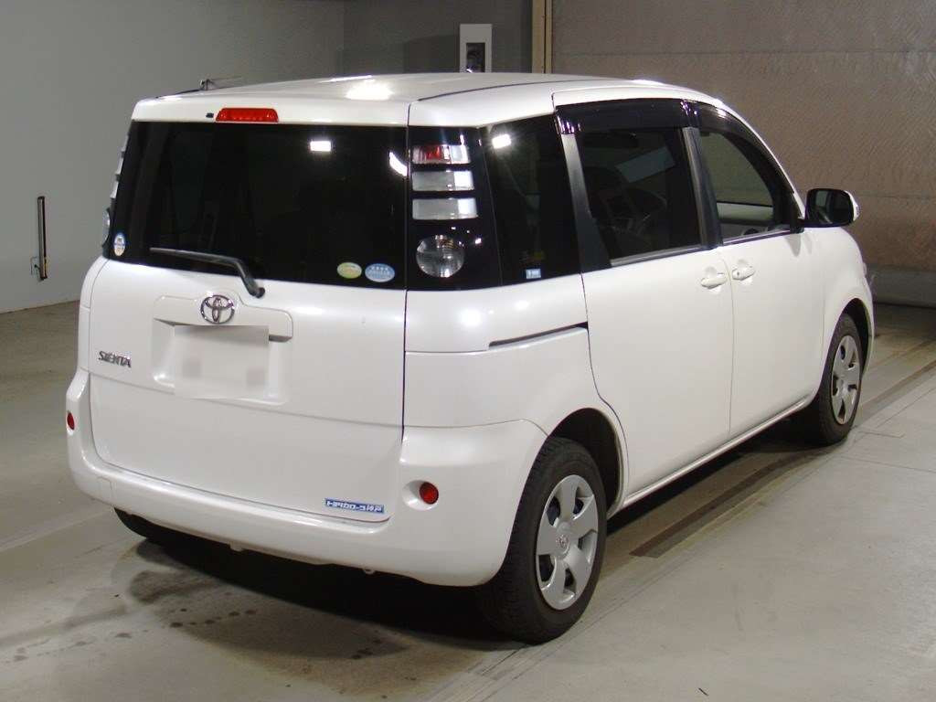 2008 Toyota Sienta NCP81G[1]