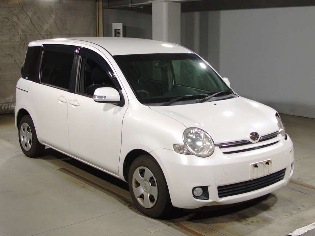 2008 Toyota Sienta NCP81G[2]