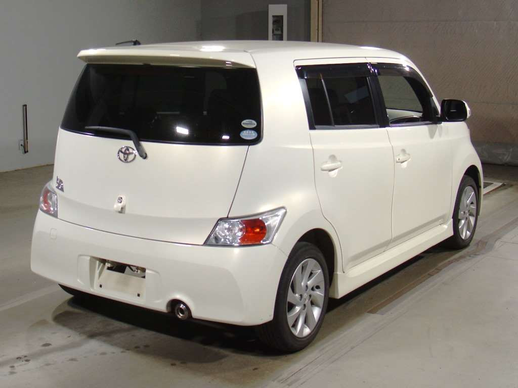 2009 Toyota bB QNC20[1]