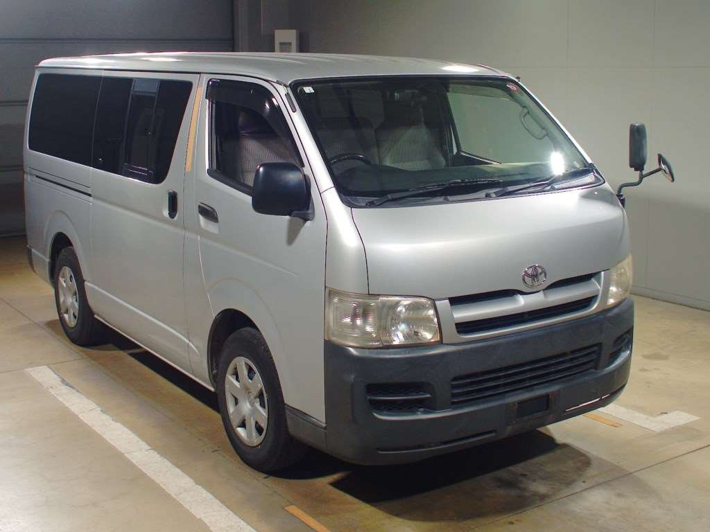 2006 Toyota Hiace Van KDH200V[2]