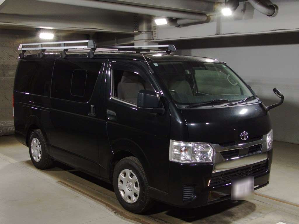 2021 Toyota Hiace Van GDH201V[2]