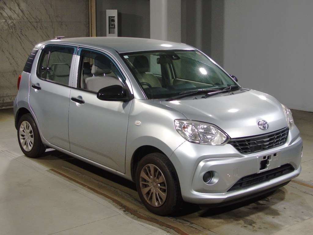 2017 Toyota Passo M700A[2]