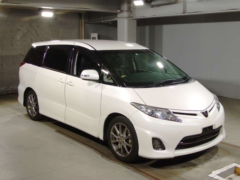 2010 Toyota Estima ACR50W[2]