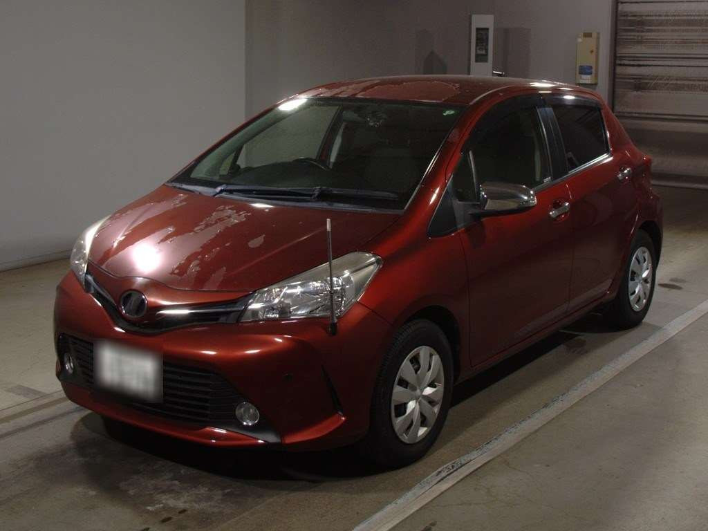 2014 Toyota Vitz NSP130[0]