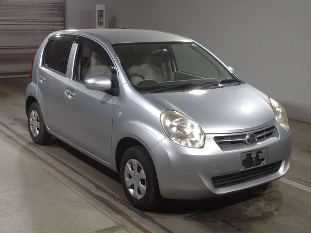 2011 Daihatsu Boon M600S[2]