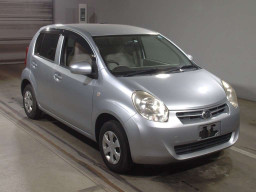 2011 Daihatsu Boon