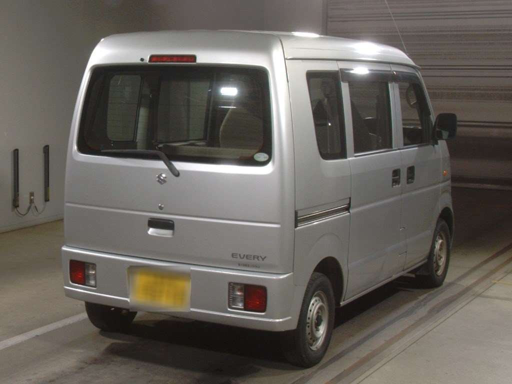 2007 Suzuki Every DA64V[1]