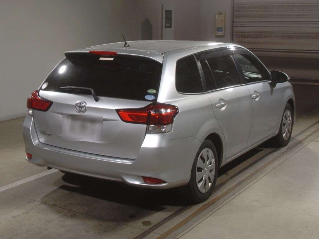 2017 Toyota Corolla Fielder NRE161G[1]