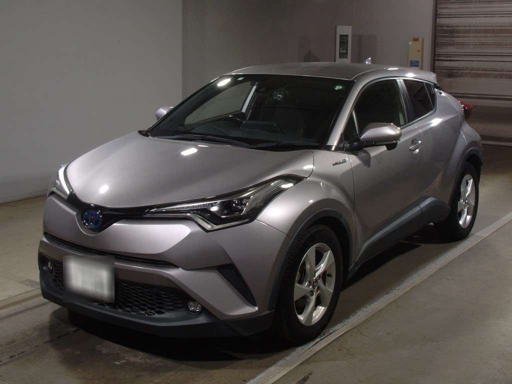 2018 Toyota C-HR ZYX10[0]