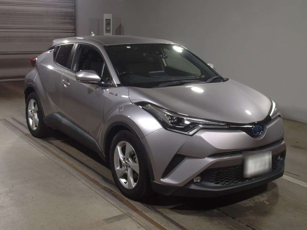 2018 Toyota C-HR ZYX10[2]