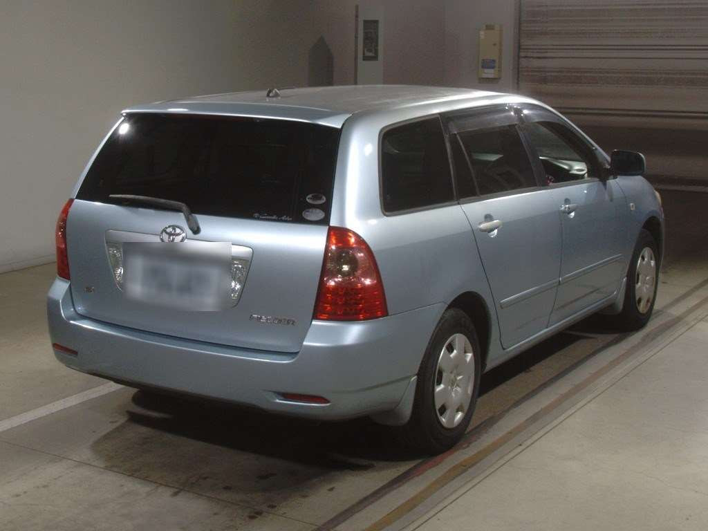 2005 Toyota Corolla Fielder ZZE122G[1]