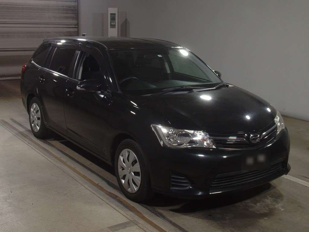 2014 Toyota Corolla Fielder NZE161G[2]