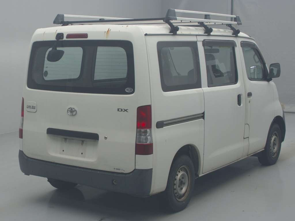 2010 Toyota Liteace Van S402M[1]