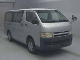 2005 Toyota Regiusace Van