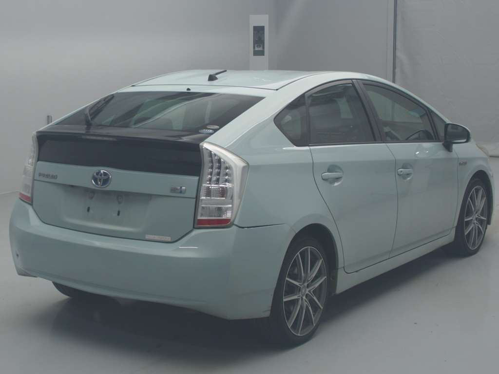 2009 Toyota Prius ZVW30[1]