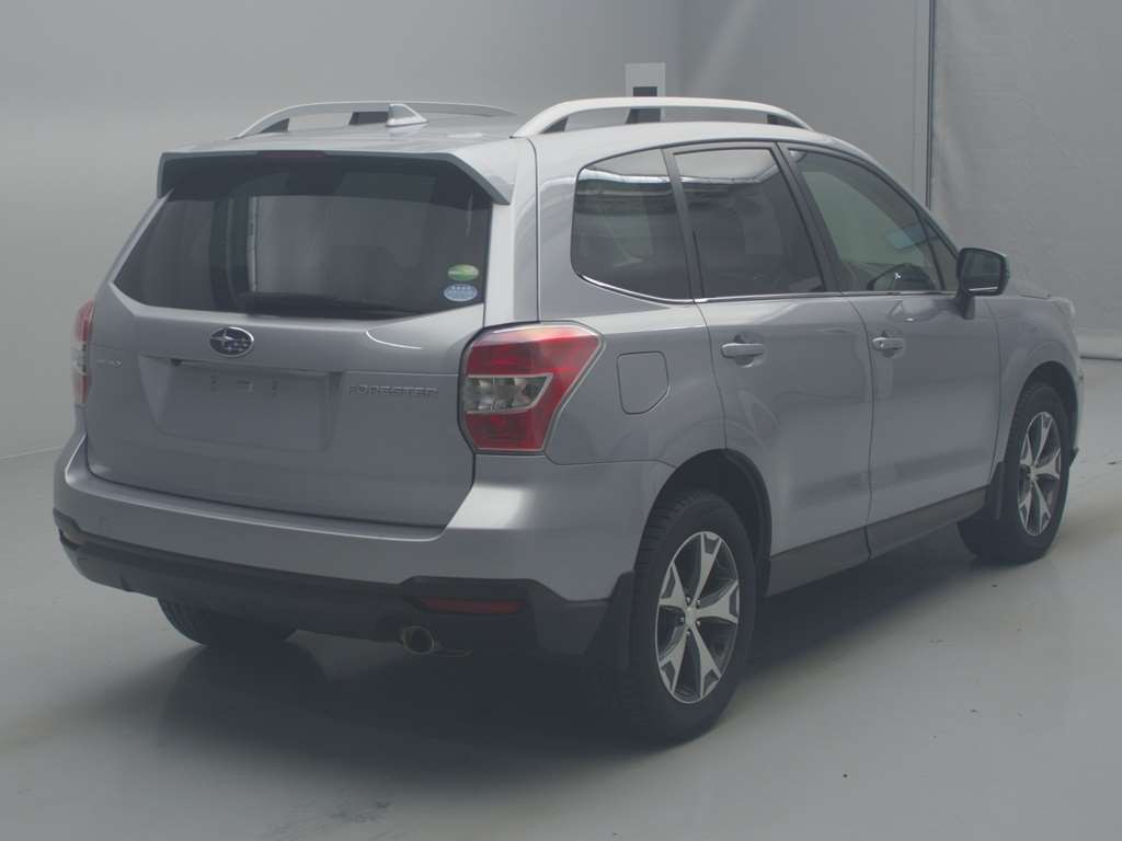 2015 Subaru Forester SJ5[1]