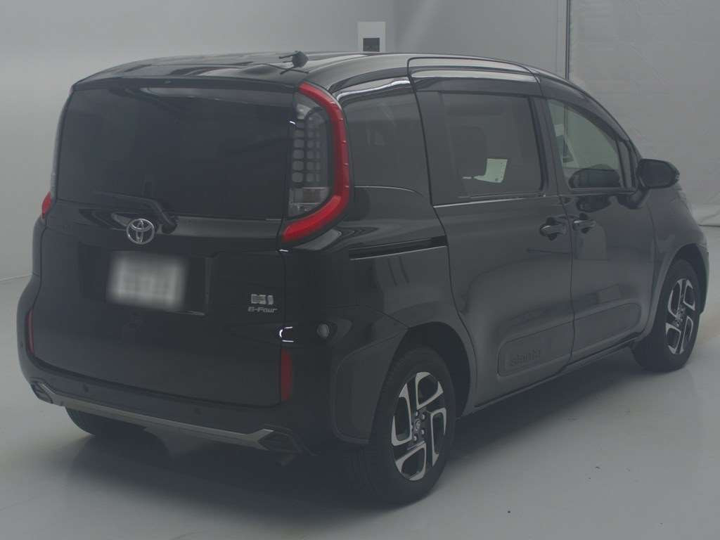 2023 Toyota Sienta MXPL15G[1]