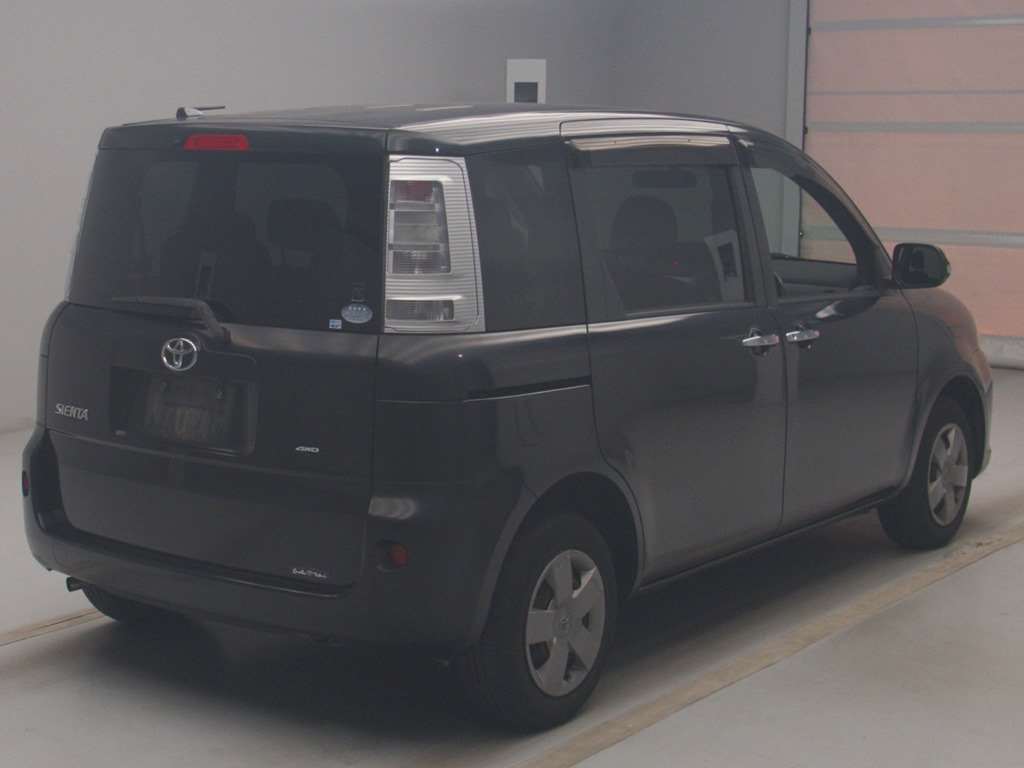 2012 Toyota Sienta NCP85G[1]