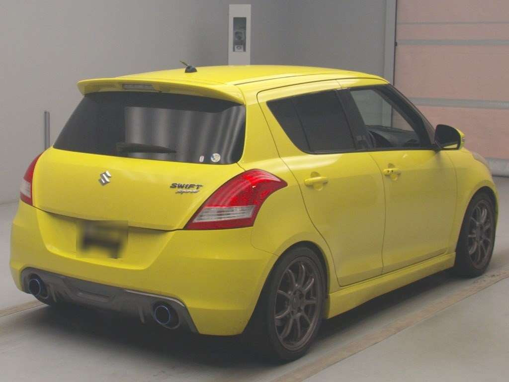 2012 Suzuki Swift Sport ZC32S[1]