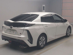 2018 Toyota Prius PHV