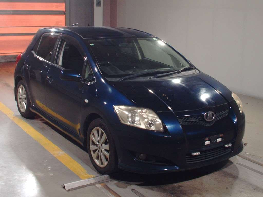 2007 Toyota Auris NZE151H[2]