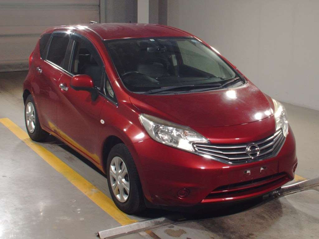 2013 Nissan Note E12[2]