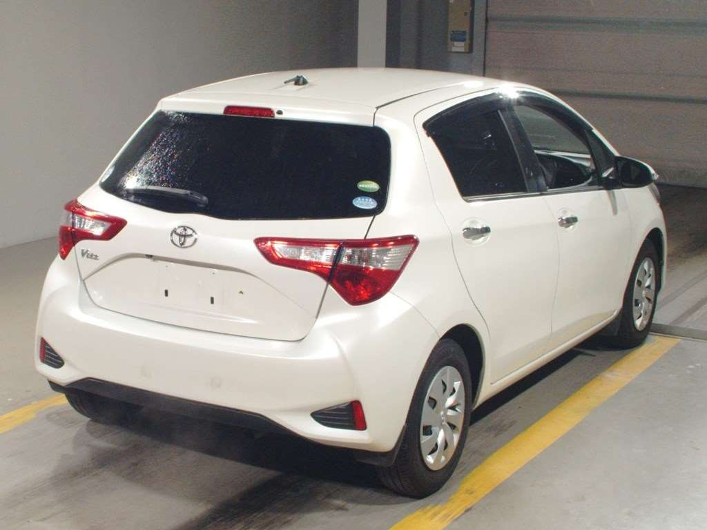 2017 Toyota Vitz NSP130[1]