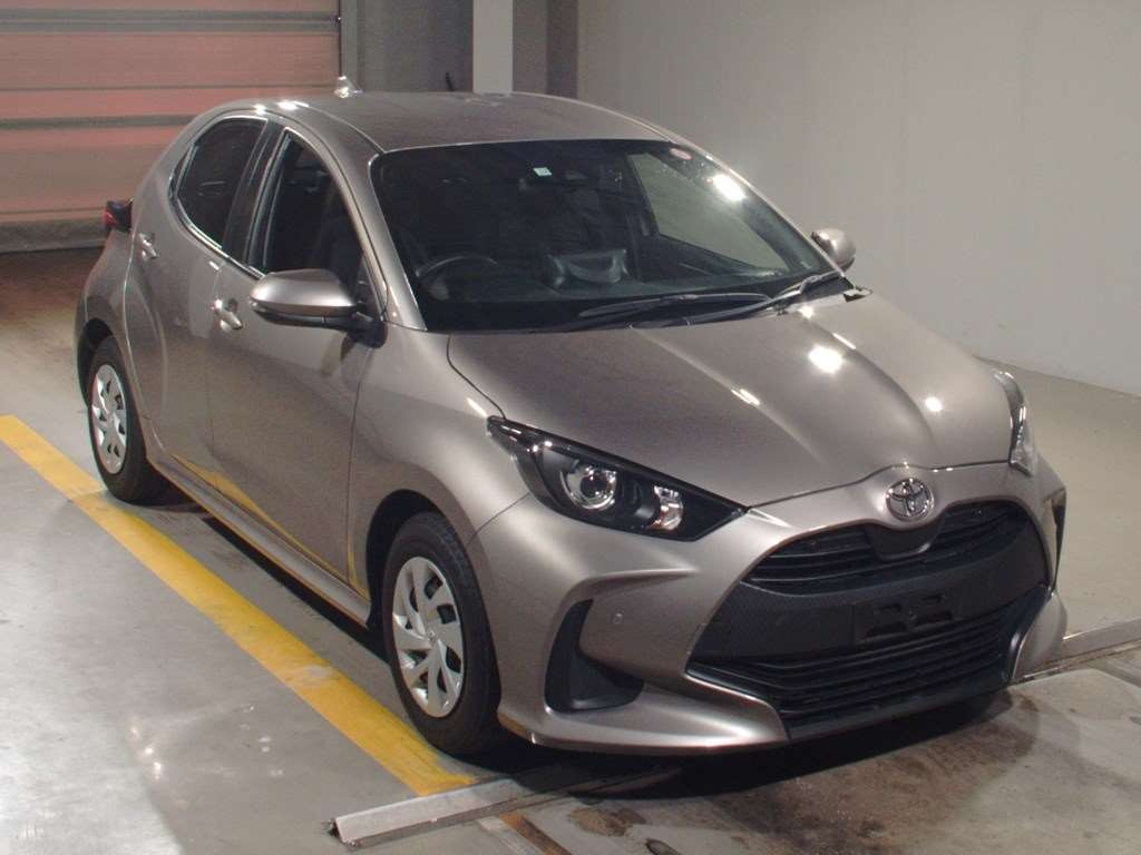 2022 Toyota YARIS KSP210[2]