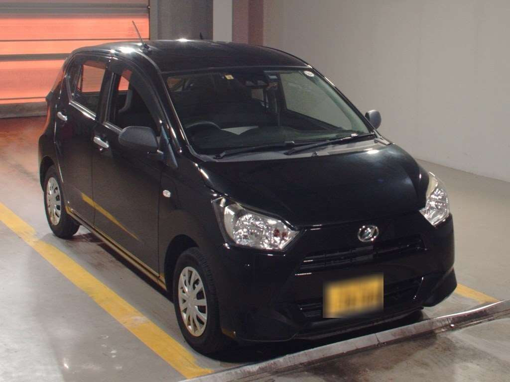 2018 Daihatsu Mira es LA350S[2]