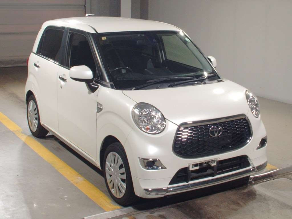 2017 Toyota Pixis Joy LA250A[2]