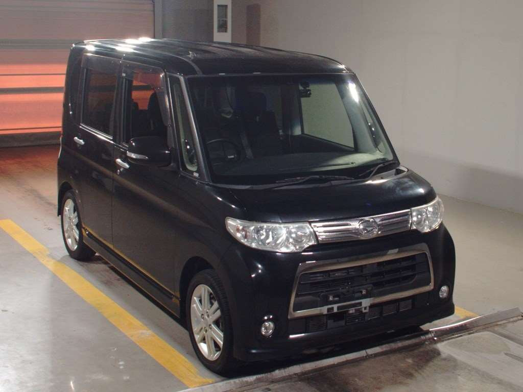 2011 Daihatsu Tanto L375S[2]