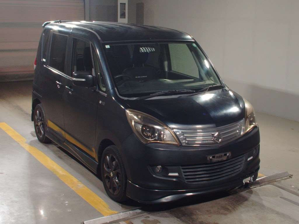 2012 Suzuki Solio MA15S[2]