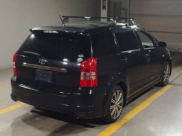 2004 Toyota Wish