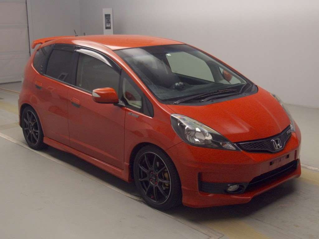 2012 Honda Fit GE8[2]