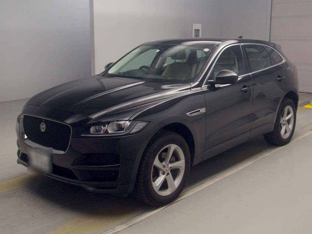 2020 Jaguar F-PACE DC2NA[0]