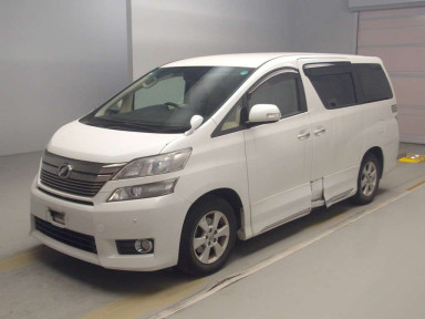 2013 Toyota Vellfire