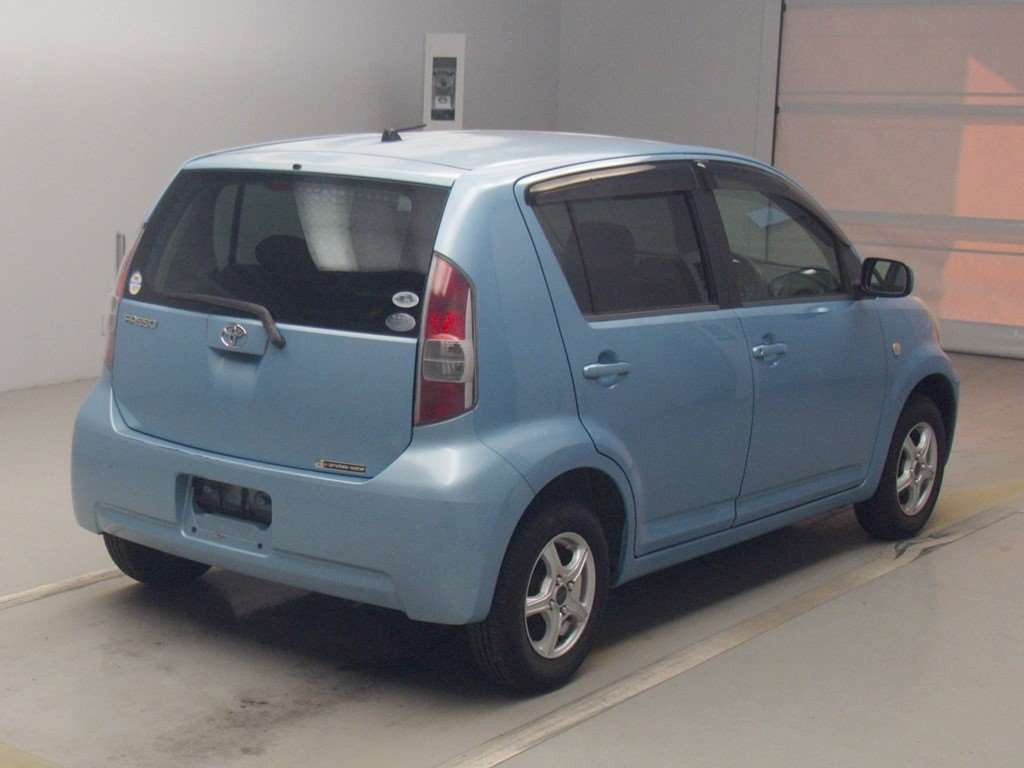 2005 Toyota Passo KGC10[1]