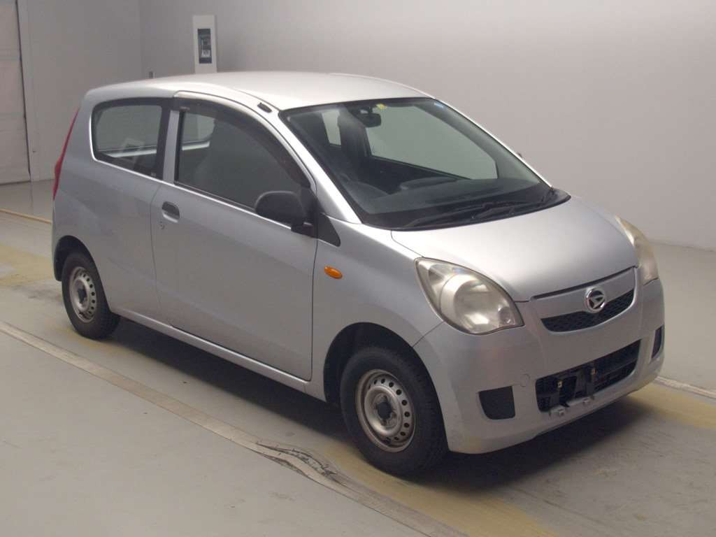 2012 Daihatsu Mira L275V[2]