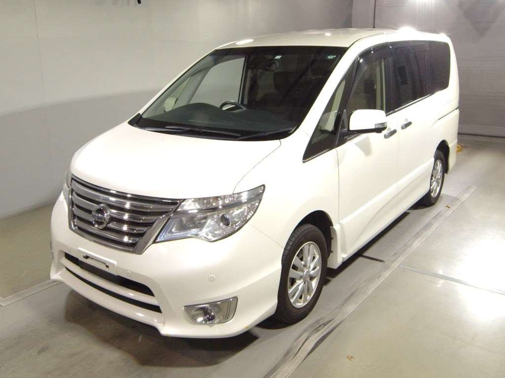 2016 Nissan Serena FNC26[0]