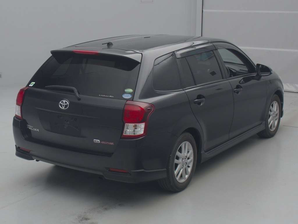 2012 Toyota Corolla Fielder NZE161G[1]