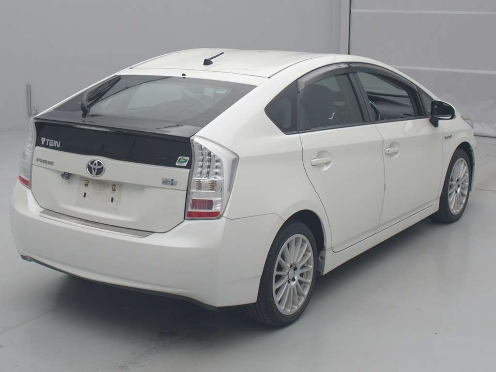 2009 Toyota Prius ZVW30[1]