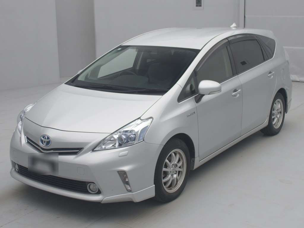 2012 Toyota Prius alpha ZVW41W[0]