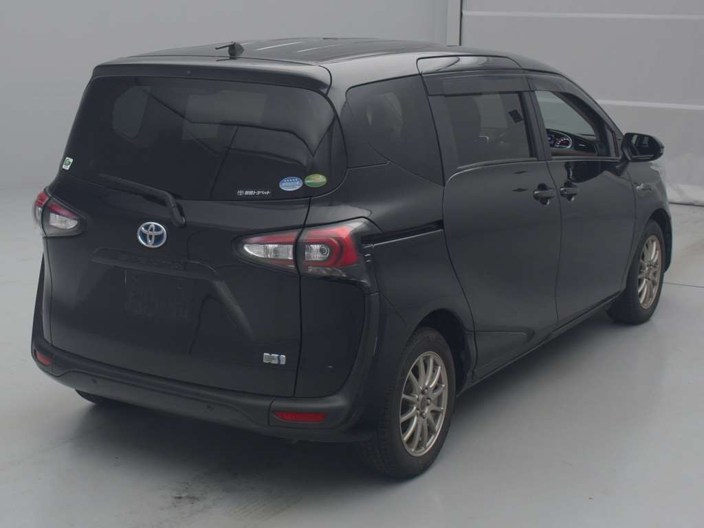 2020 Toyota Sienta NHP170G[1]