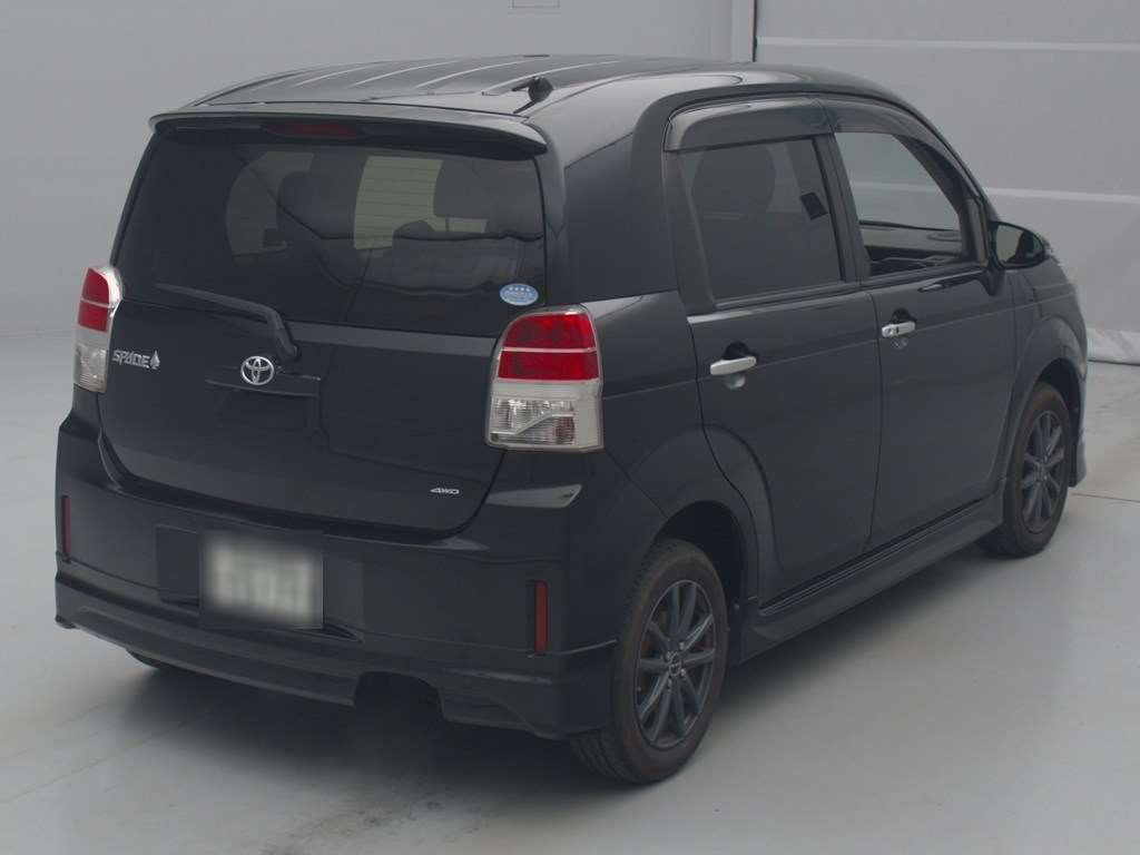 2014 Toyota Spade NCP145[1]