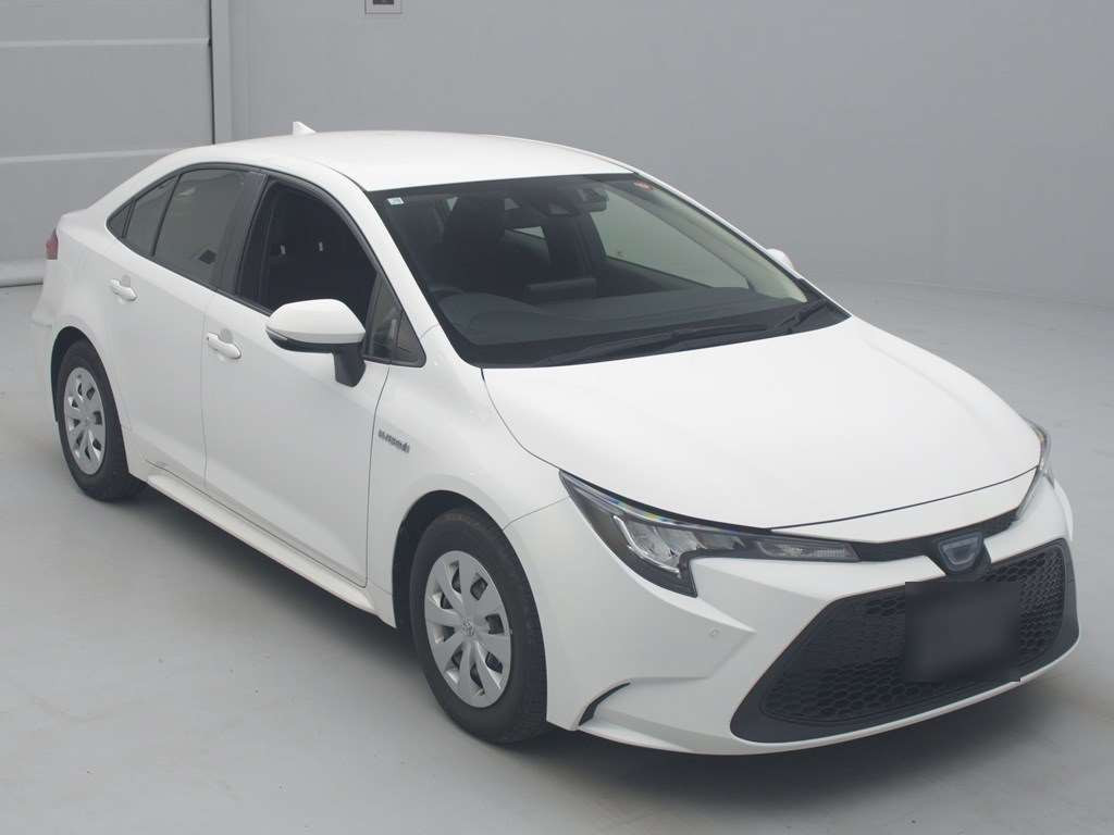 2019 Toyota Corolla Sedan ZWE211[2]