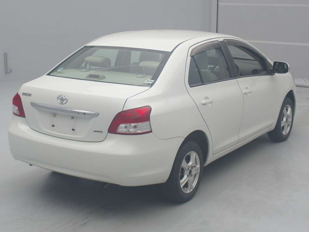 2009 Toyota Belta NCP96[1]