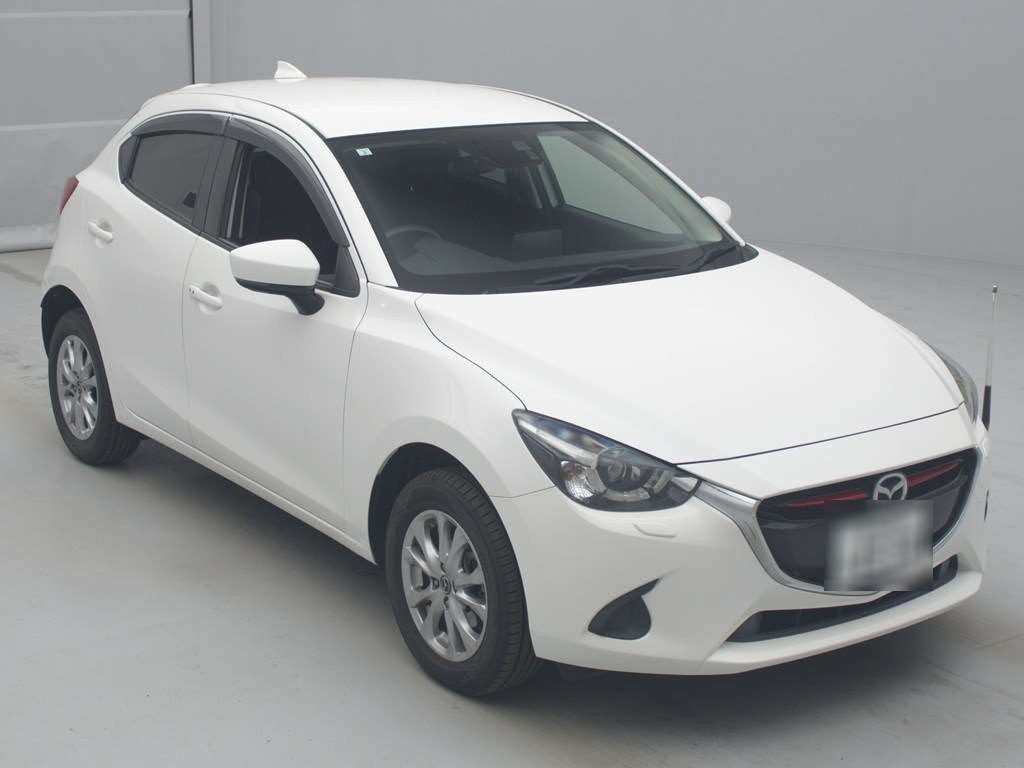 2017 Mazda Demio DJ5AS[2]