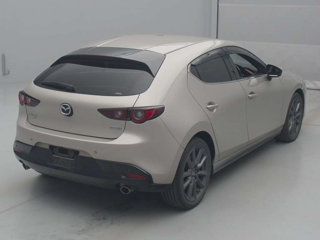 2022 Mazda Mazda3 Fastback BP8P[1]